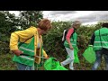 Vrijwilligers ruimden afval op eiland Tiengemeten op.