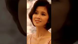 Download lagu Lydia Natalia - Nostalgia Biru (1991), karya : Pance Pondaag #lagujadul #lagulawas mp3