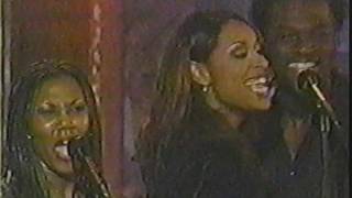 CeCe Winans - Go Tell It On The Mountain