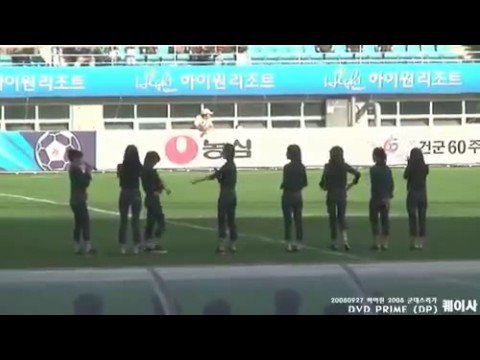 Kissing you / Girls' Generation (One heart festival) SNSD