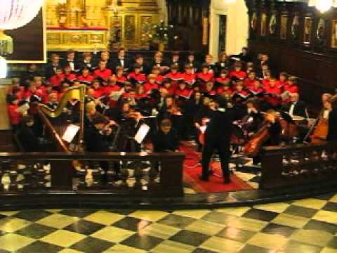 WARSAW BOYS CHOIR - Gabriel Faure REQUIEM - Libera Me