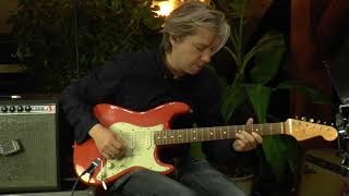 Video thumbnail for Fender Stratocaster AVRI fiesta red presented by Vintage Guitar Oldenburg and Tobias Hoffmann by Vintage Guitar Oldenburg