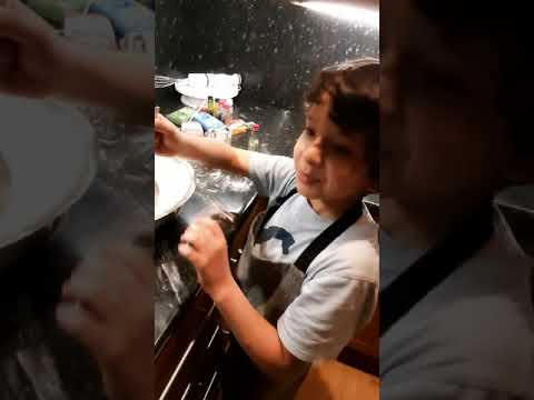 Awab tried the giant lollipop cake recipe. Part 1