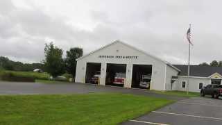 preview picture of video 'Jefferson Maine Volunteer Fire Department responding to a vehicle collision'