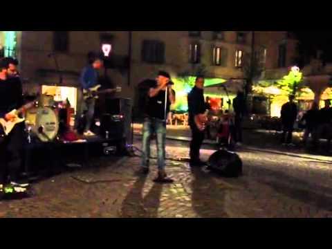 Gli Spari Sopra @ Piazza della Pace