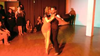 Ariane Liautaud Y Ozgur Karahan (1) - Milonga du Moulin à Paris - 11/04/2014