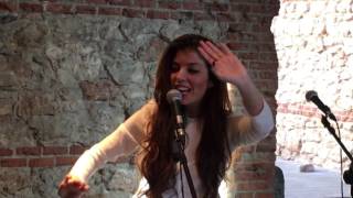 Pequeño Vals Vienés, Soleá Morente & Estrella Morente & Aurora Carbonell