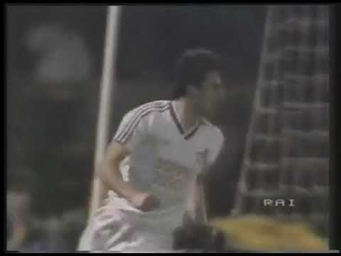 Klaus Allofs (Colônia) - 07/11/1984 - Colônia 2x1 Standard Liege-BEL - 1 gol