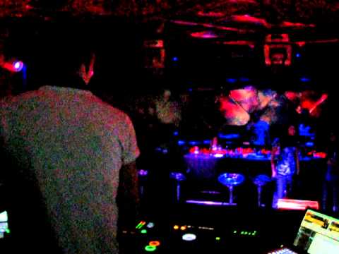 Digitaline - Africa (Original Mix), Evelinski & Svetlesse Live @ Club Chervilo, Sofia (30.04.2011)