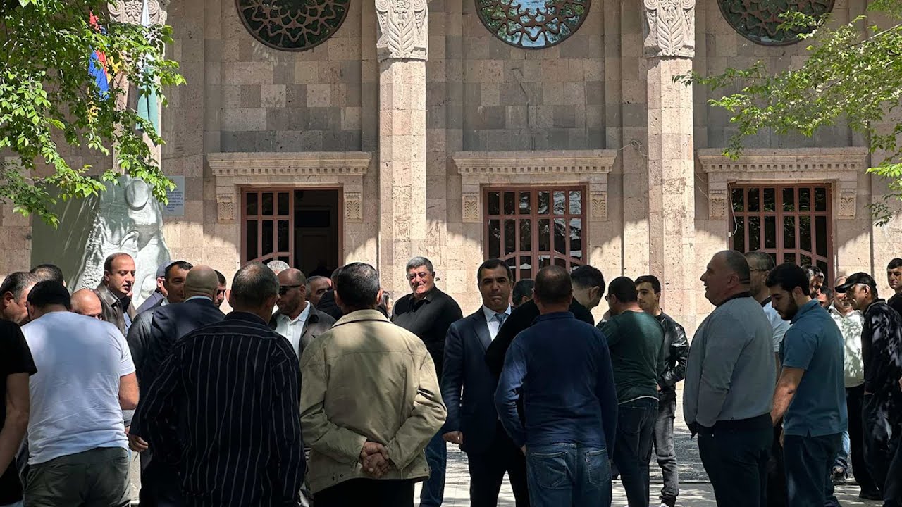 #Ուղիղ. Փարաքարի նորընտիր համայնքապետի երդմնակալությունը