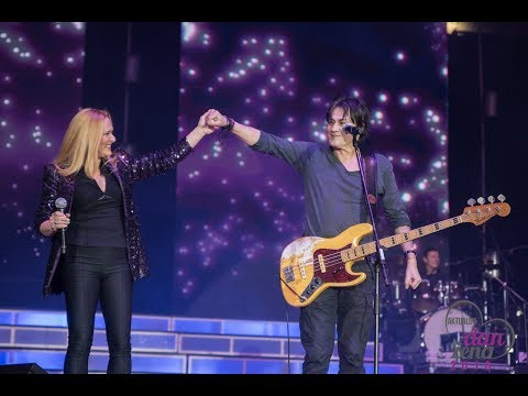 Srebrna Krila & Nuša Derenda - Da te ne volim (v živo - Stožice)