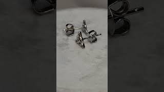 Download lagu SilverCloseOut Aretes de Botón con Forma de Triquetra Celta Irlandés de Plata Esterlina para Mujer mp3 Download lagu SilverCloseOut Aretes de Botón con Forma de Triquetra Celta Irlandés de Plata Esterlina para Mujer mp3