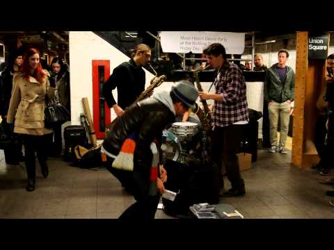 Moon Hooch - Live @ Union Square Metro Station NYC