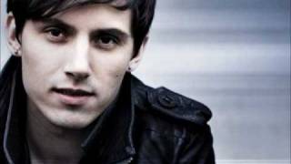 Bài hát Bad Girl - Nghệ sĩ trình bày Matt Webb