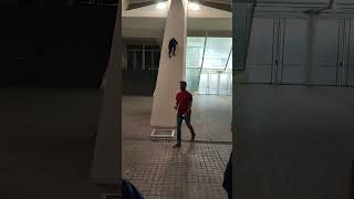 Trepando al museo príncipe Felipe 