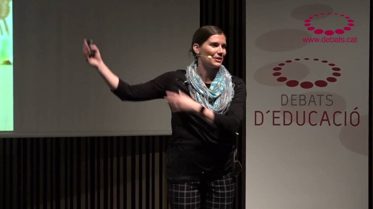 Kristen Swanson - The Edcamp movement: a peer-to-peer learning initiative for educators 