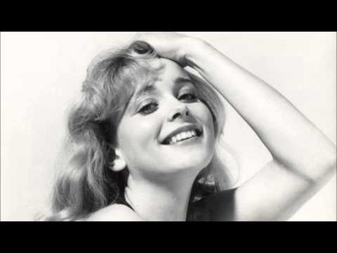 Armi Aavikko - Killing Me Softly with his song