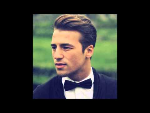 Anıl Durmuş – Uzaktan da severim