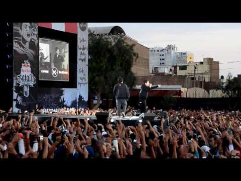 Capone vs Dajez - Octavos - Redbull Batalla de los Gallos Perú 2016
