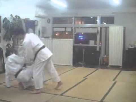 後手の先で崩す、相手を居つかせて崩す稽古（２月８日）