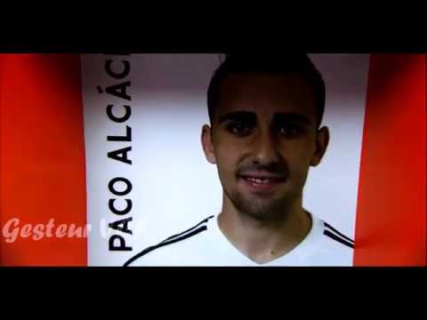 Paco Alcacer - Valencia CF - 2015/2016