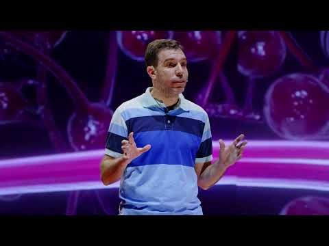 El partido del lenguaje no sólo se juega en el cerebro | Adolfo García | TEDxRiodelaPlata
