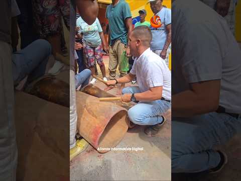 Alcalde Wilmer Leal reinaguró Casa de la Cultura en Ocumare de la Costa, estado #Aragua.