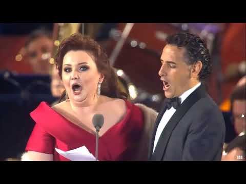 Placido Domingo - Granada // Gala Mundial Rusia 2018 Juan Diego Flores, Placido Domingo y cía.