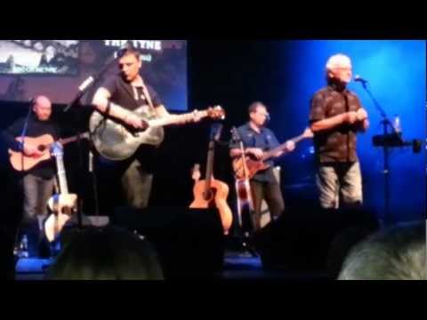 Fog on the Tyne - Lindisfarne Story