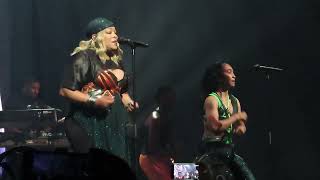 TLC - Diggin&#39; on you - LIVE - juni 2022 - Netherlands Tivoli Vredenburg