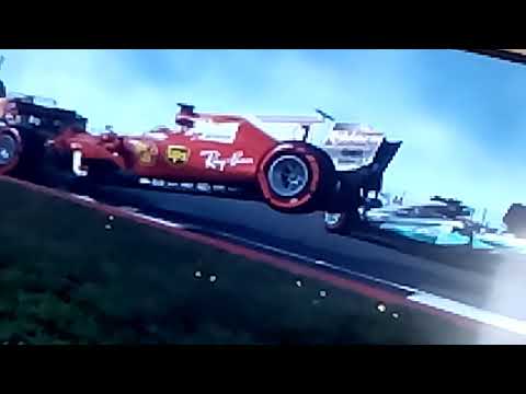 F1 2017 SURVIVE SILVERSTONE.... BACKWARDS