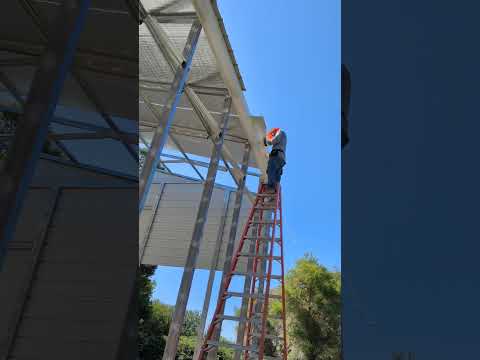 Installing Insulation in Metal Building #barn - Prodex Insulation Review