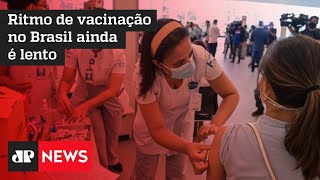 Em ritmo lento, 4% da população brasileira já tomou primeira dose e nem 2% tomou a segunda