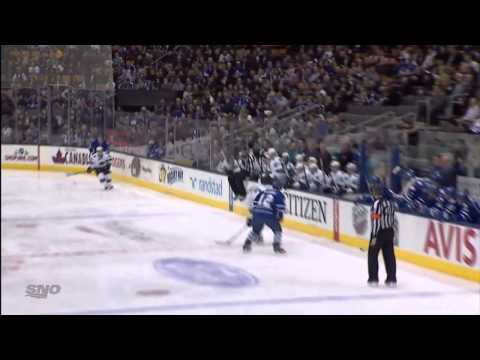 Raymond Goal - Sharks 2 vs Leafs 1 - Dec 3rd 2013 (HD)