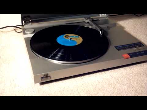 JVC L-L1 Automatic Linear Tracking