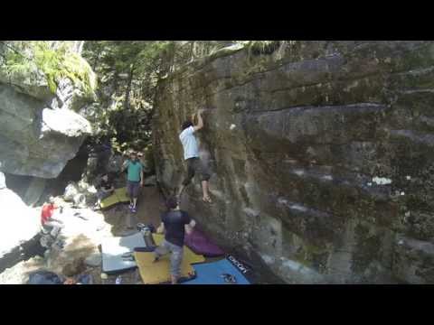 Val Daone boulder - La ferita 7a