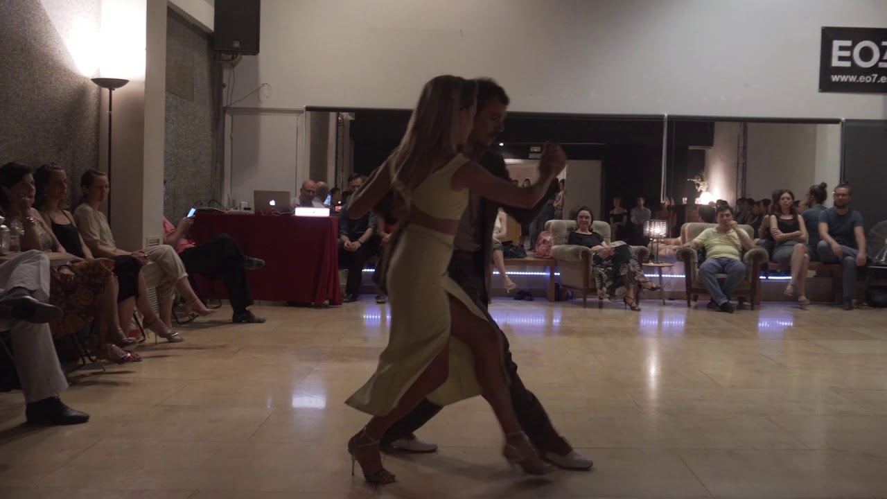 Video thumbnail for Delfina Pissani y Diego Valero