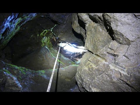 Abstieg ins Unbekannte