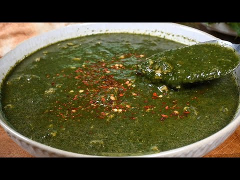 Cooking a special Egyptian molokhia with an irresistible taste 😋