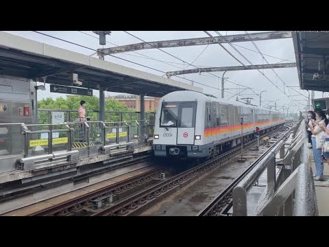 Metrô em Xangai, China 2023 - Ferrovia Local de Xangai