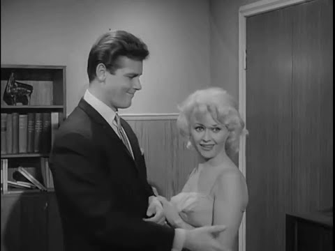 AZ"ANGYAL" -  Az ember, akinek mázlija volt  - 1. é. 12/11. e. (magyar szinkron)