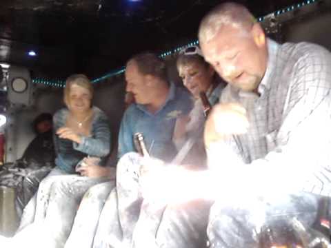 oilsjt nor de ronde van vlonjeren 2009 sfeerbeelden na bloemgevecht pompier tenon