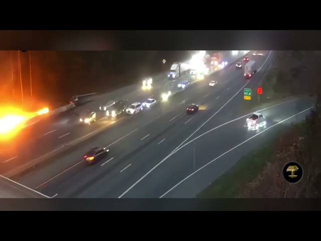 Infierno en la carretera: un camión cisterna estalla en llamas en EE.UU.