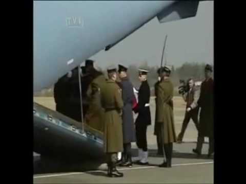 Prezydent Lech Kaczyński nie żyje. 96 zdjęć. Cześć Ich Pamięci - Smoleńsk 10.04.2010r