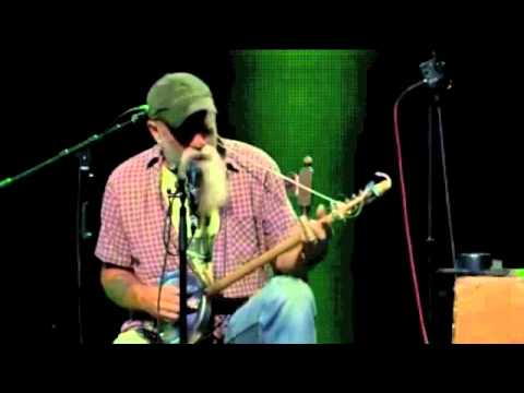 Seasick Steve - You Can't Teach An Old Dog New Tricks (Trix)