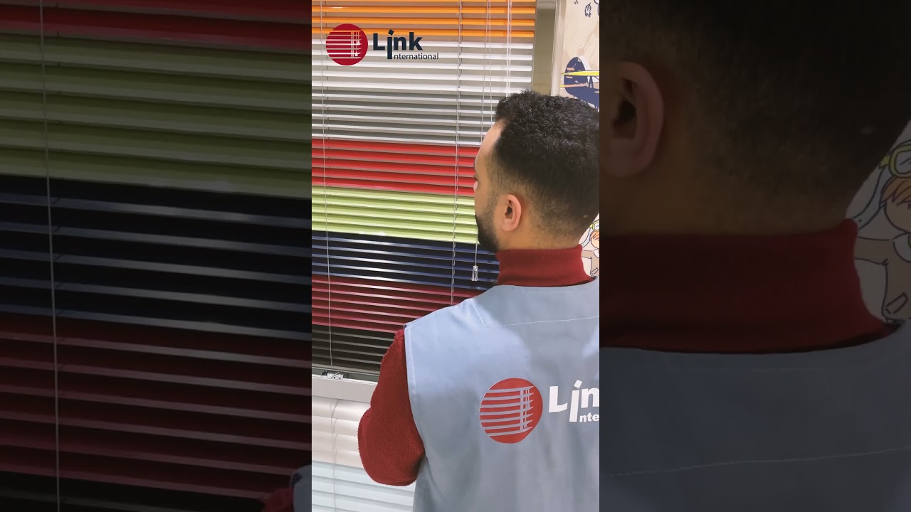 Découvrez le charme des stores vénitiens link international