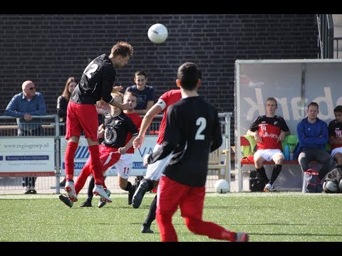 Nivo Sparta 1 - Heukelum 1, Sil van Putten schiet naast