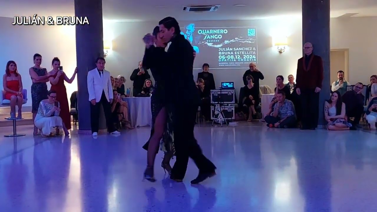 Video thumbnail for Quarnero Tango Weekend - Performance 1/4 Julián Sanchez & Bruna Estellita