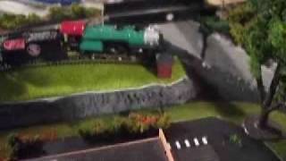 preview picture of video 'N Scale Trains Simple Layout'