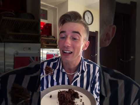 Dylan Hollis - CHOCOLATE MAYONNAISE CAKE (TikTok Vintage Recipe)